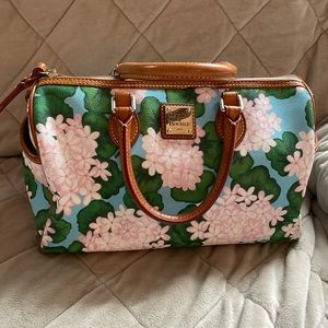 Women’s Satchel